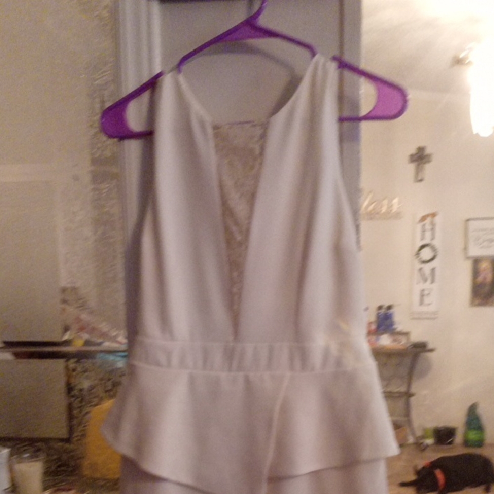 White Sleeveless Dress